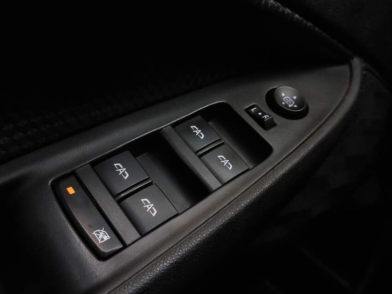 Chevrolet ONIX 1.0 TURBO FLEX LT AUTOMÁTICO 2021/2022 BETIOLO NOVOS E SEMINOVOS LAJEADO / Carros no Vale