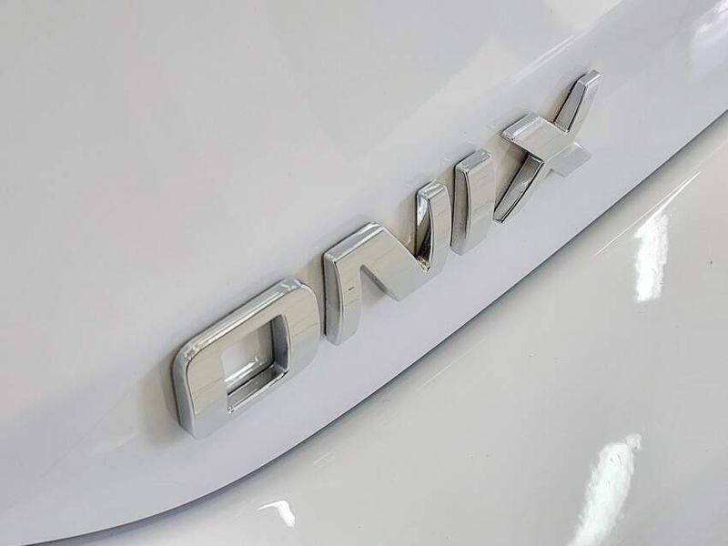 Chevrolet ONIX 1.0 TURBO FLEX LT AUTOMÁTICO 2021/2022 BETIOLO NOVOS E SEMINOVOS LAJEADO / Carros no Vale