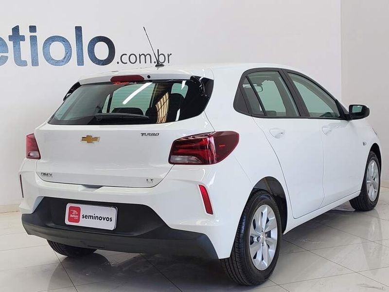 Chevrolet ONIX 1.0 TURBO FLEX LT AUTOMÁTICO 2021/2022 BETIOLO NOVOS E SEMINOVOS LAJEADO / Carros no Vale