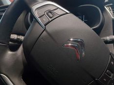 Citroen C4 LOUNGE 1.6 THP FLEX FEEL BVA 2018/2019 BETIOLO NOVOS E SEMINOVOS LAJEADO / Carros no Vale