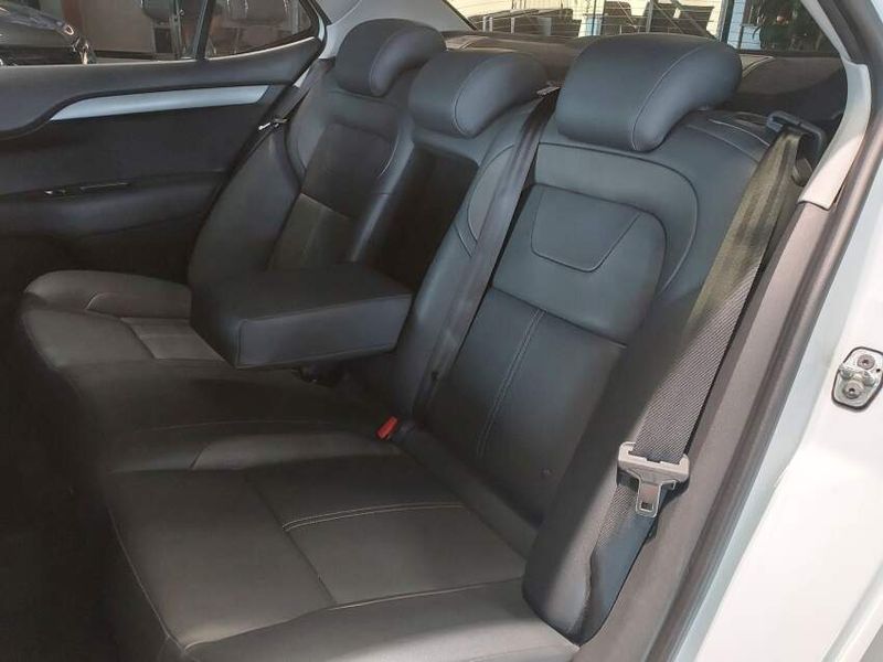 Citroen C4 LOUNGE 1.6 THP FLEX FEEL BVA 2018/2019 BETIOLO NOVOS E SEMINOVOS LAJEADO / Carros no Vale