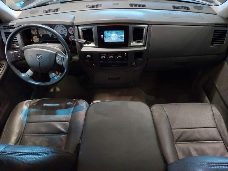 Dodge RAM 5.9 2500 SLT 4X4 CD I6 24V TURBO DIESEL 4P AUTOMÁTICO 2008/2008 BETIOLO NOVOS E SEMINOVOS LAJEADO / Carros no Vale