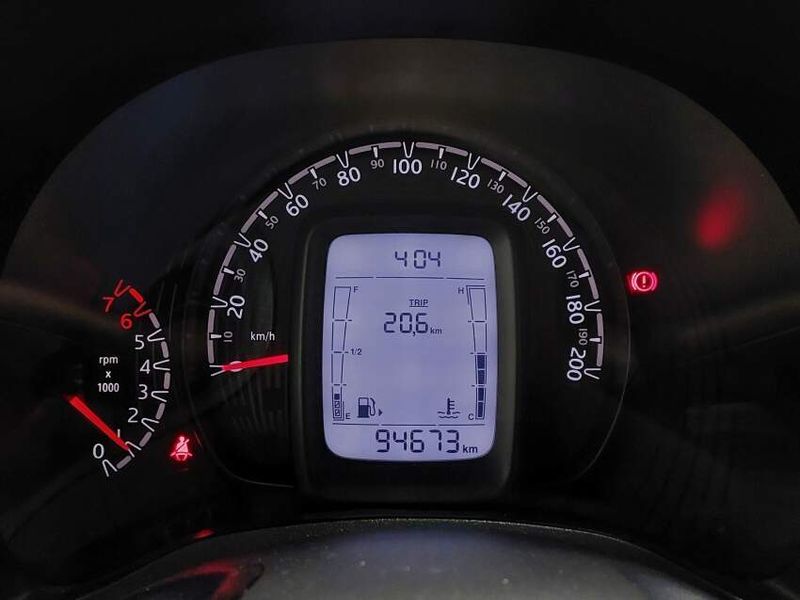 Fiat MOBI 1.0 EVO FLEX LIKE MANUAL 2022/2023 BETIOLO NOVOS E SEMINOVOS LAJEADO / Carros no Vale