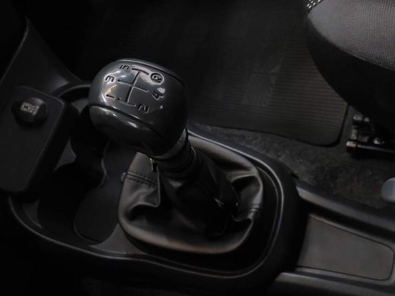 Fiat MOBI 1.0 EVO FLEX LIKE MANUAL 2021/2022 BETIOLO NOVOS E SEMINOVOS LAJEADO / Carros no Vale