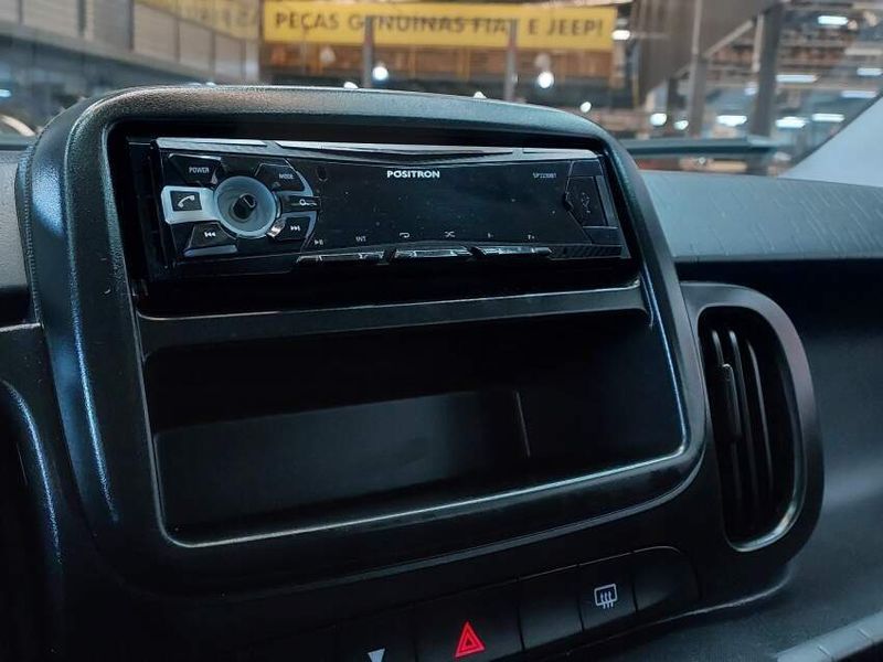 Fiat MOBI 1.0 EVO FLEX LIKE MANUAL 2022/2023 BETIOLO NOVOS E SEMINOVOS LAJEADO / Carros no Vale