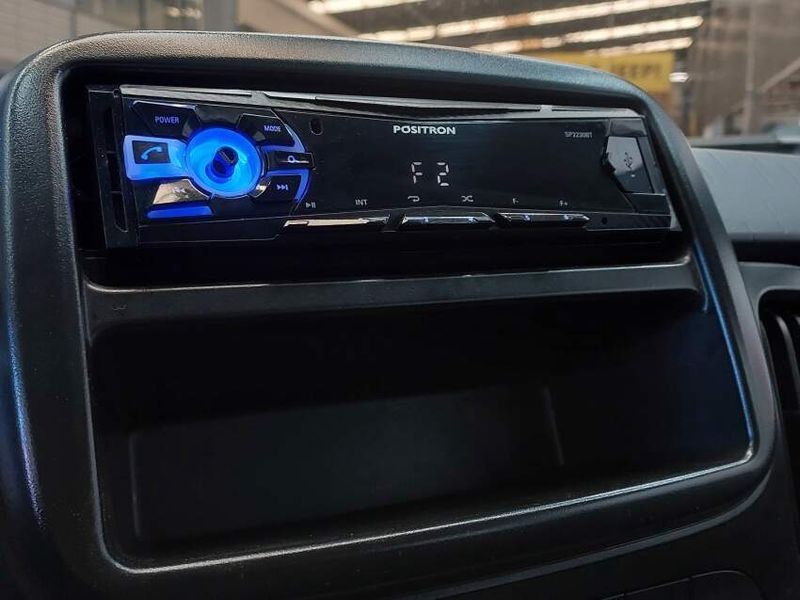 Fiat MOBI 1.0 EVO FLEX LIKE MANUAL 2022/2023 BETIOLO NOVOS E SEMINOVOS LAJEADO / Carros no Vale