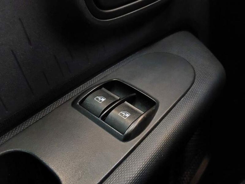 Fiat MOBI 1.0 EVO FLEX LIKE MANUAL 2022/2023 BETIOLO NOVOS E SEMINOVOS LAJEADO / Carros no Vale
