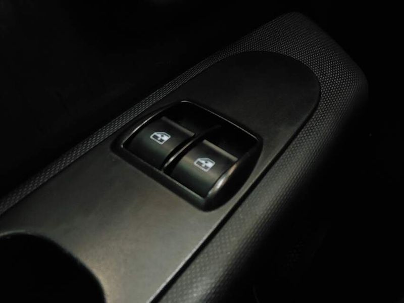 Fiat MOBI 1.0 EVO FLEX LIKE MANUAL 2022/2023 BETIOLO NOVOS E SEMINOVOS LAJEADO / Carros no Vale