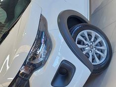 Fiat MOBI 1.0 EVO FLEX LIKE MANUAL 2022/2023 BETIOLO NOVOS E SEMINOVOS LAJEADO / Carros no Vale