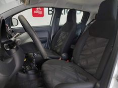 Fiat MOBI 1.0 EVO FLEX LIKE MANUAL 2021/2022 BETIOLO NOVOS E SEMINOVOS LAJEADO / Carros no Vale