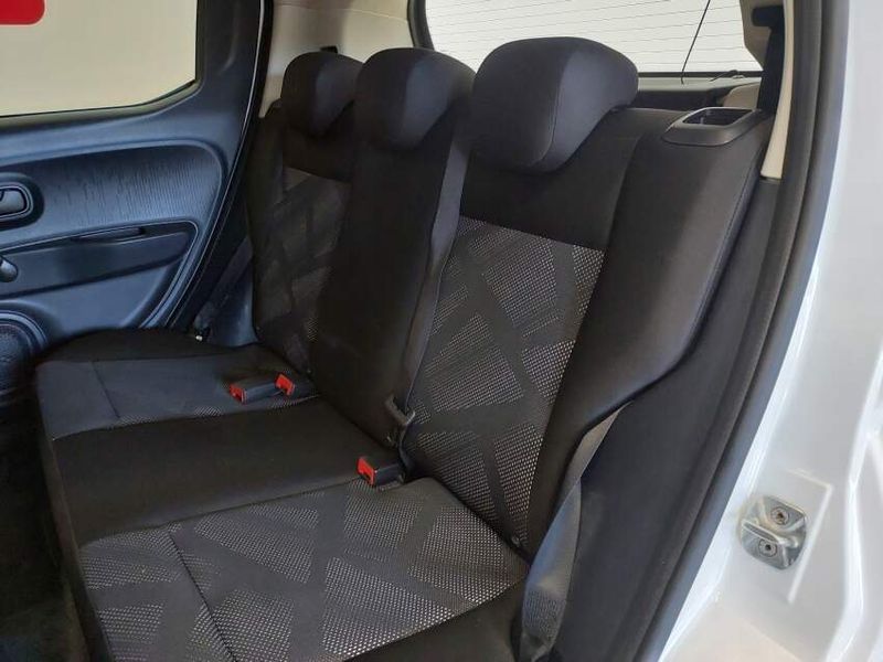 Fiat MOBI 1.0 EVO FLEX LIKE MANUAL 2022/2023 BETIOLO NOVOS E SEMINOVOS LAJEADO / Carros no Vale