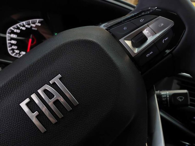 Fiat TITANO 2.2 TURBO DIESEL VOLCANO 4X4 AT6 2024/2025 BETIOLO NOVOS E SEMINOVOS LAJEADO / Carros no Vale