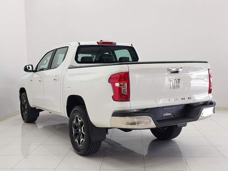 Fiat TITANO 2.2 TURBO DIESEL VOLCANO 4X4 AT6 2024/2025 BETIOLO NOVOS E SEMINOVOS LAJEADO / Carros no Vale