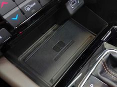 JEEP COMMANDER 1.3 T270 TURBO FLEX OVERLAND AT6 2024/2025 BETIOLO NOVOS E SEMINOVOS LAJEADO / Carros no Vale