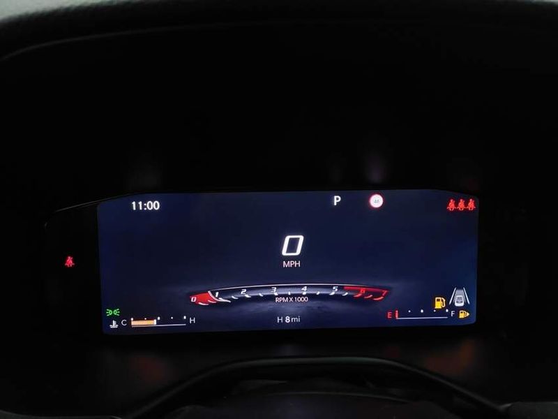 JEEP COMMANDER 2.0 HURRICANE 4 TURBO GASOLINA BLACKHAWK AT9 2024/2025 BETIOLO NOVOS E SEMINOVOS LAJEADO / Carros no Vale