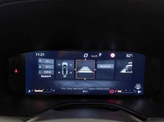 JEEP COMMANDER 2.0 HURRICANE 4 TURBO GASOLINA BLACKHAWK AT9 2024/2025 BETIOLO NOVOS E SEMINOVOS LAJEADO / Carros no Vale