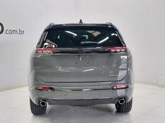 JEEP COMMANDER 2.0 HURRICANE 4 TURBO GASOLINA BLACKHAWK AT9 2024/2025 BETIOLO NOVOS E SEMINOVOS LAJEADO / Carros no Vale