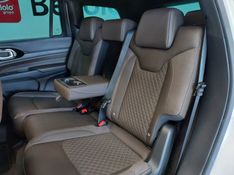JEEP COMMANDER 2.0 TD380 TURBO DIESEL OVERLAND AT9 2024/2025 BETIOLO NOVOS E SEMINOVOS LAJEADO / Carros no Vale