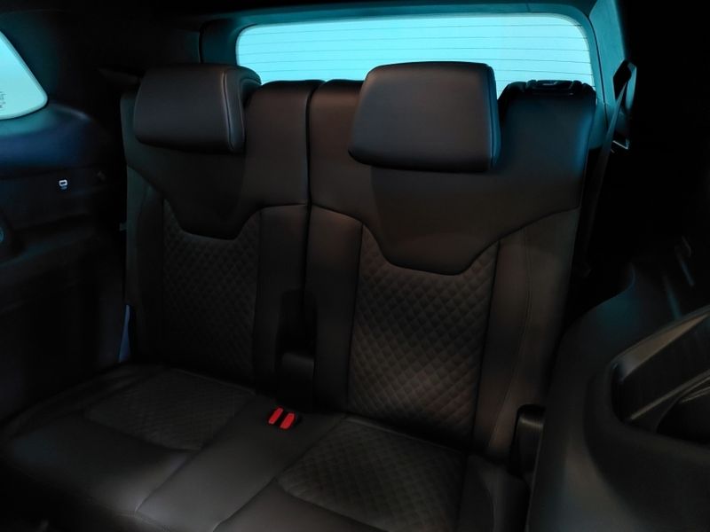 JEEP COMMANDER 2.0 TD380 TURBO DIESEL OVERLAND AT9 2024/2025 BETIOLO NOVOS E SEMINOVOS LAJEADO / Carros no Vale