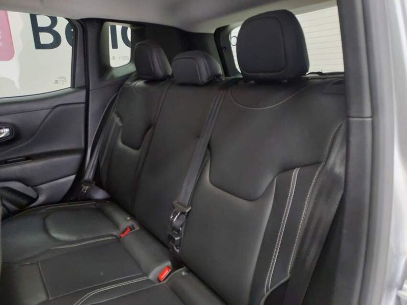 JEEP RENEGADE 1.3 T270 TURBO FLEX LONGITUDE AT6 2022/2023 BETIOLO NOVOS E SEMINOVOS LAJEADO / Carros no Vale