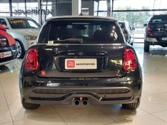 Mini COOPER 2.0 16V TWINPOWER GASOLINA S SPORT 2P STEPTRONIC 2023/2023 BETIOLO NOVOS E SEMINOVOS LAJEADO / Carros no Vale