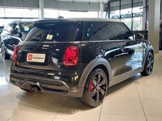 Mini COOPER 2.0 16V TWINPOWER GASOLINA S SPORT 2P STEPTRONIC 2023/2023 BETIOLO NOVOS E SEMINOVOS LAJEADO / Carros no Vale