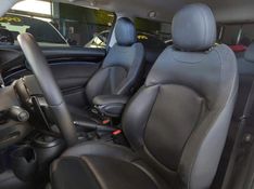 Mini COOPER 2.0 16V TWINPOWER GASOLINA S SPORT 2P STEPTRONIC 2023/2023 BETIOLO NOVOS E SEMINOVOS LAJEADO / Carros no Vale