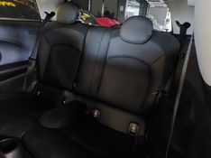 Mini COOPER 2.0 16V TWINPOWER GASOLINA S SPORT 2P STEPTRONIC 2023/2023 BETIOLO NOVOS E SEMINOVOS LAJEADO / Carros no Vale