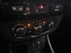 Renault DUSTER OROCH 2.0 16V HI-FLEX DYNAMIQUE AUTOMÁTICO 2018/2019 BETIOLO NOVOS E SEMINOVOS LAJEADO / Carros no Vale