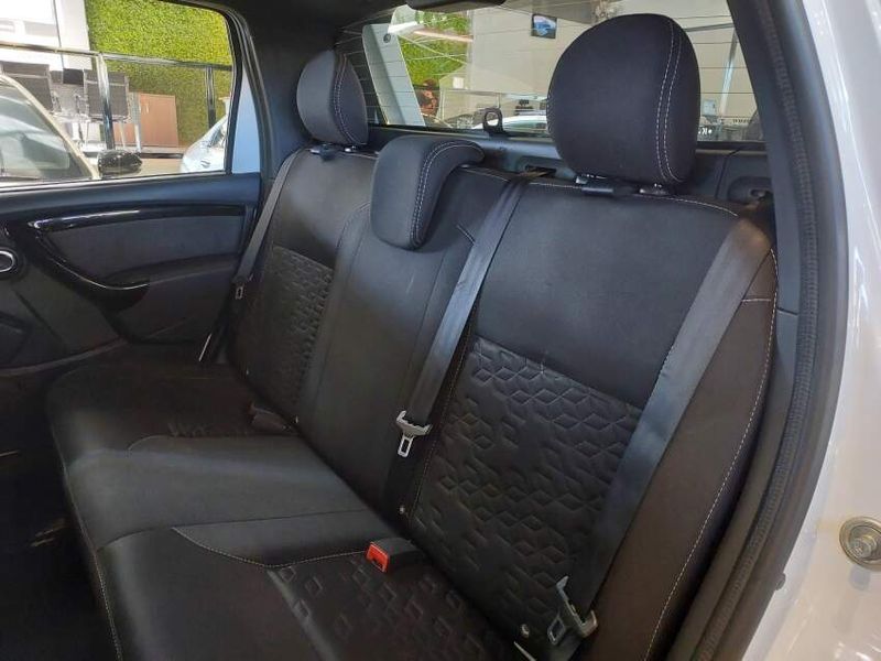 Renault DUSTER OROCH 2.0 16V HI-FLEX DYNAMIQUE AUTOMÁTICO 2018/2019 BETIOLO NOVOS E SEMINOVOS LAJEADO / Carros no Vale