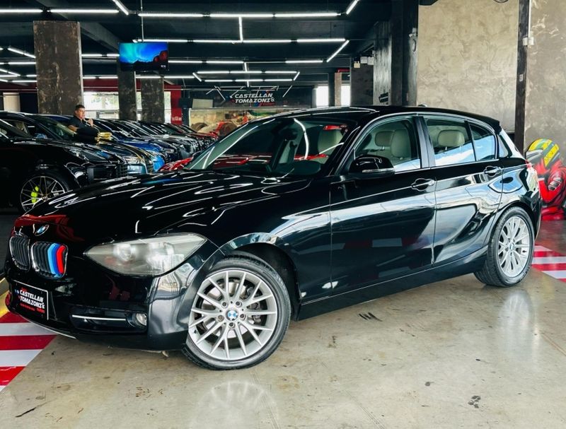 BMW 118i 1.6 16V TURBO GASOLINA 4P AUTOMÁTICO 2012/2012 CASTELLAN E TOMAZONI MOTORS CAXIAS DO SUL / Carros no Vale