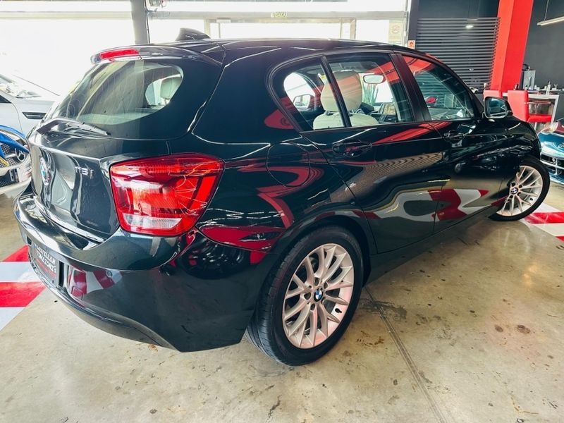 BMW 118i 1.6 16V TURBO GASOLINA 4P AUTOMÁTICO 2012/2012 CASTELLAN E TOMAZONI MOTORS CAXIAS DO SUL / Carros no Vale
