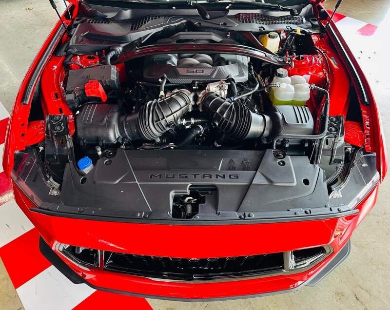 Ford MUSTANG 5.0 V8 GASOLINA GT PERFORMANCE SELECTSHIFT 2024/2024 CASTELLAN E TOMAZONI MOTORS CAXIAS DO SUL / Carros no Vale