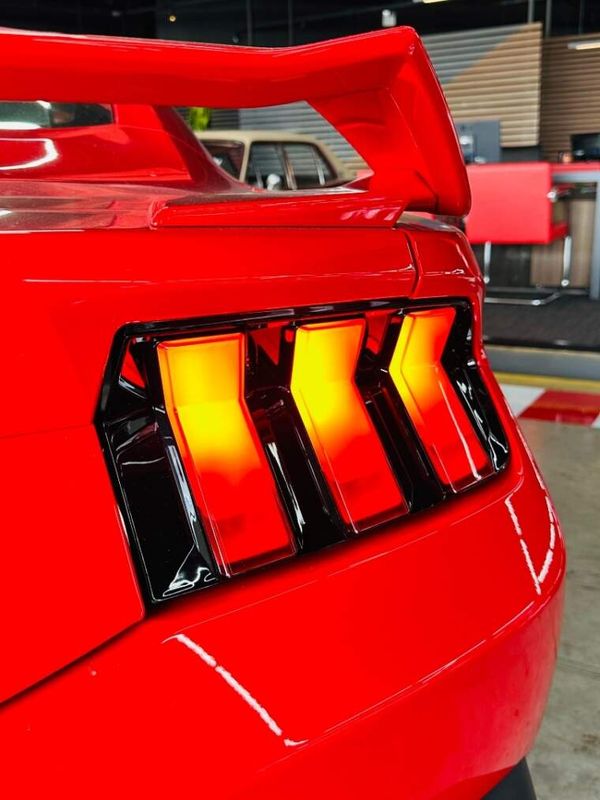 Ford MUSTANG 5.0 V8 GASOLINA GT PERFORMANCE SELECTSHIFT 2024/2024 CASTELLAN E TOMAZONI MOTORS CAXIAS DO SUL / Carros no Vale