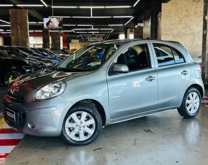Nissan MARCH 1.6 S 16V FLEX 4P MANUAL 2012/2013 CASTELLAN E TOMAZONI MOTORS CAXIAS DO SUL / Carros no Vale