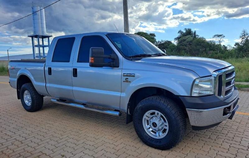 Ford F-250 3.9 XLT MAX POWER 4X4 CD DIESEL 4P MANUAL 2006/2007 CAMINHÕES & CAMIONETAS PASSO FUNDO / Carros no Vale