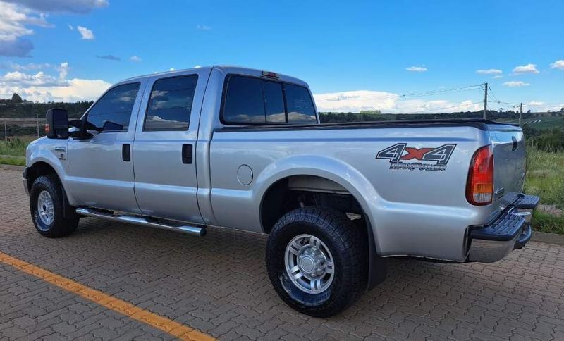 Ford F-250 3.9 XLT MAX POWER 4X4 CD DIESEL 4P MANUAL 2006/2007 CAMINHÕES & CAMIONETAS PASSO FUNDO / Carros no Vale