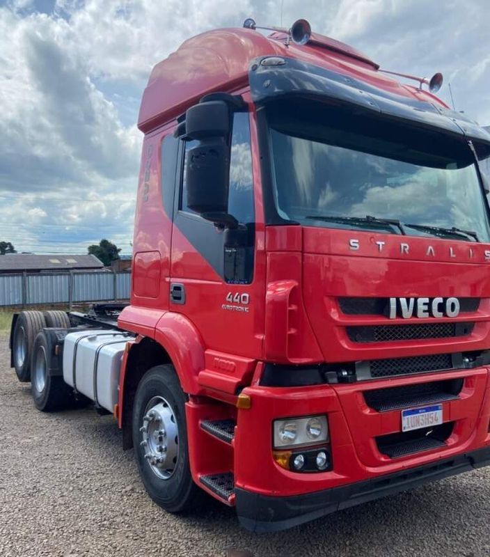 Iveco Stralis 600-S44T TA 6×2 EUROT.(dies)(E5) 2013/2013 CAMINHÕES & CAMIONETAS PASSO FUNDO / Carros no Vale