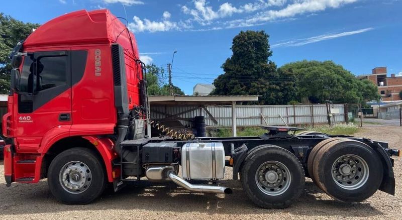 Iveco Stralis 600-S44T TA 6×2 EUROT.(dies)(E5) 2013/2013 CAMINHÕES & CAMIONETAS PASSO FUNDO / Carros no Vale