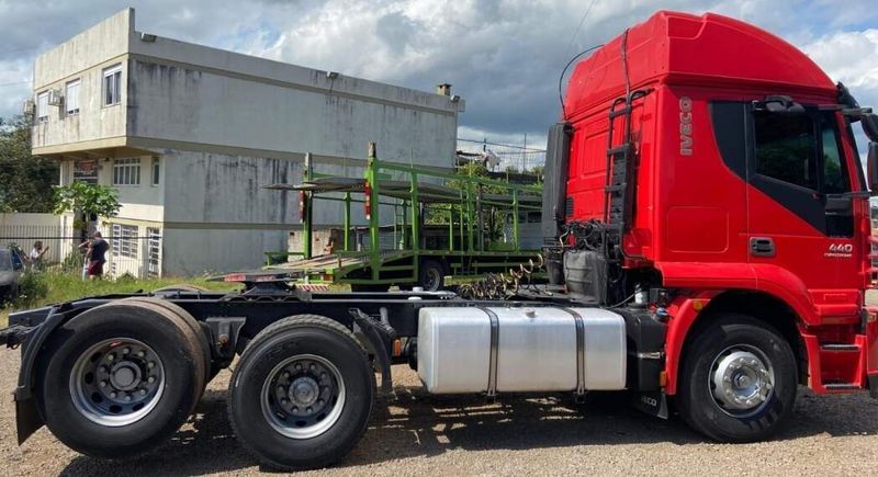 Iveco Stralis 600-S44T TA 6×2 EUROT.(dies)(E5) 2013/2013 CAMINHÕES & CAMIONETAS PASSO FUNDO / Carros no Vale