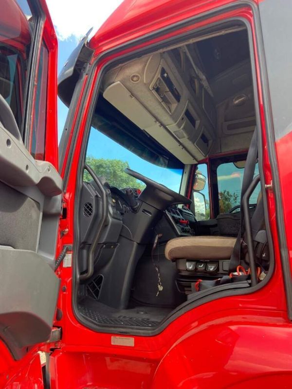 Iveco Stralis 600-S44T TA 6×2 EUROT.(dies)(E5) 2013/2013 CAMINHÕES & CAMIONETAS PASSO FUNDO / Carros no Vale