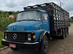 Mercedes-Benz 1113 L-1113 3-Eixos 2p Boiadeiro 1981/1981 CAMINHÕES & CAMIONETAS PASSO FUNDO / Carros no Vale
