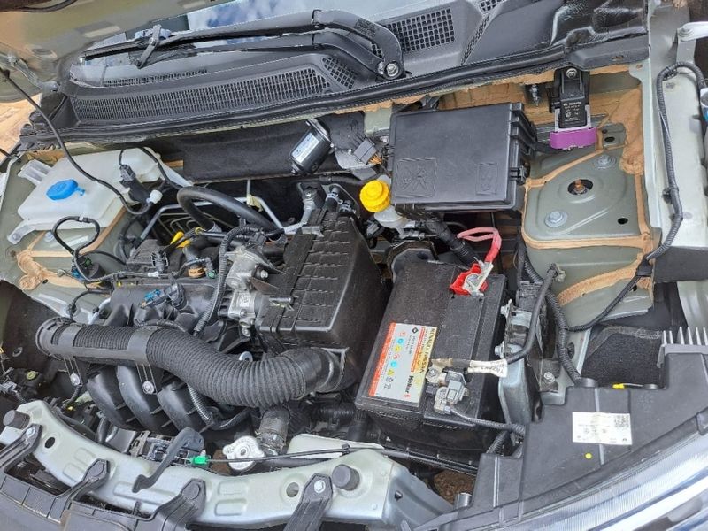 Renault KWID 1.0 12V SCE FLEX ZEN MANUAL 2022/2023 CAMINHÕES & CAMIONETAS PASSO FUNDO / Carros no Vale