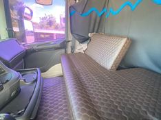 Scania 124 R-124 GA 420 6×2 NZ 3-Eixos 2007/2007 CAMINHÕES & CAMIONETAS PASSO FUNDO / Carros no Vale