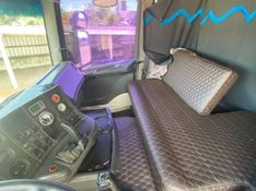 Scania 124 R-124 GA 420 6×2 NZ 3-Eixos 2007/2007 CAMINHÕES & CAMIONETAS PASSO FUNDO / Carros no Vale