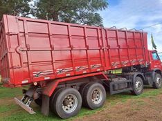 Volkswagen 24220 24-220 Worker T 4-Eixos 2011/2011 CAMINHÕES & CAMIONETAS PASSO FUNDO / Carros no Vale