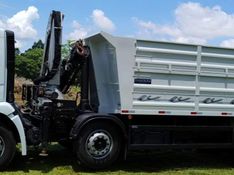 Volkswagen 24280 24-280 E Constelation 8×2 2014/2014 CAMINHÕES & CAMIONETAS PASSO FUNDO / Carros no Vale