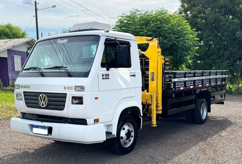 Volkswagen 8120 VW 8-120 Euro3 Worker Munck 2009/2009 CAMINHÕES & CAMIONETAS PASSO FUNDO / Carros no Vale