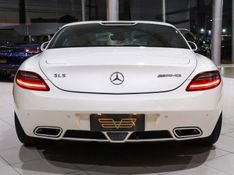 Mercedes-Benz SLS AMG 6.2 V8 GASOLINA SPEEDSHIFT 2010/2011 VIA BELLA VEÍCULOS ESPECIAIS CAXIAS DO SUL / Carros no Vale