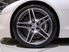 Mercedes-Benz SLS AMG 6.2 V8 GASOLINA SPEEDSHIFT 2010/2011 VIA BELLA VEÍCULOS ESPECIAIS CAXIAS DO SUL / Carros no Vale